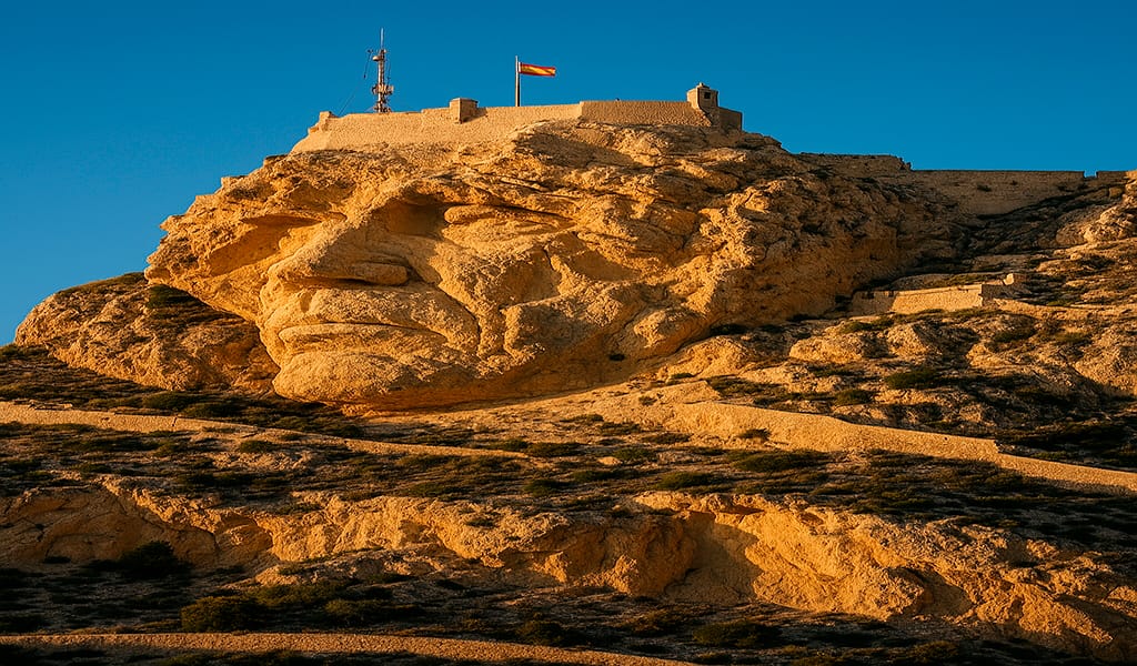 La Leyenda De La Cara Del Moro Del Castillo De Alicante